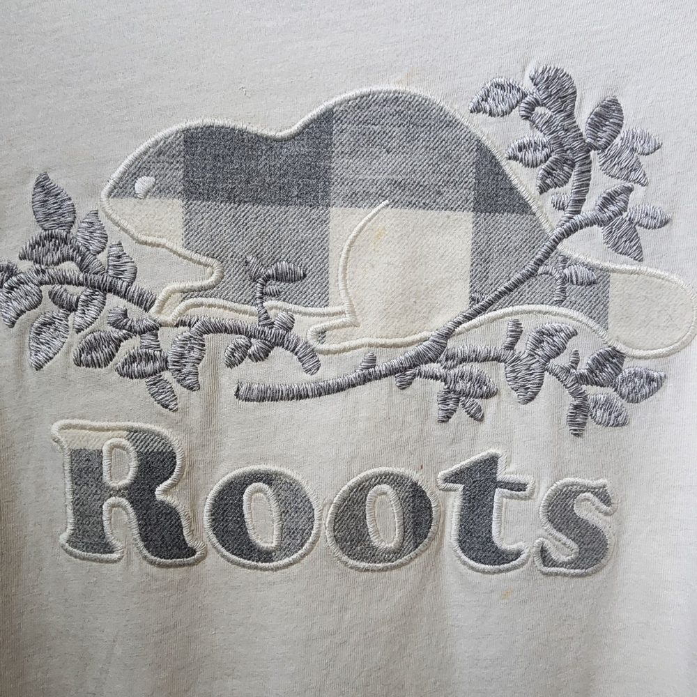 Roots Benny the Beaver long sleeve shirt sz M